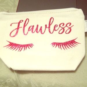 Flawless makeup bag💋💄